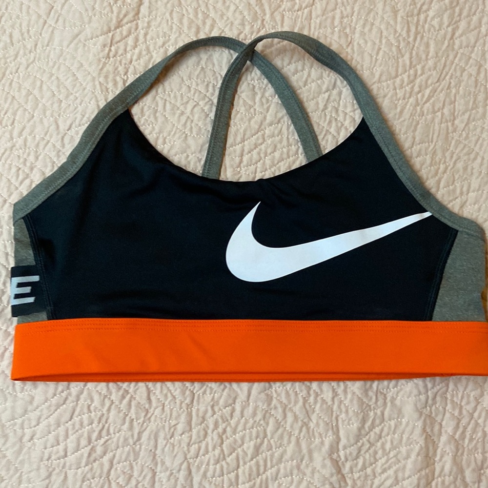 Womens Nike dry fit sports bra size L